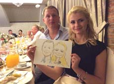 шаржист нарисовал шарж по фото Леши и Даши на свадьбе
    в Дроздах в Мнске на новогоднем корпоративе